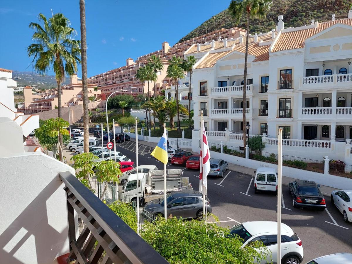 Greatly Located Apartment With Heated Pool, Los Cristianos Los Cristianos  Buitenkant foto