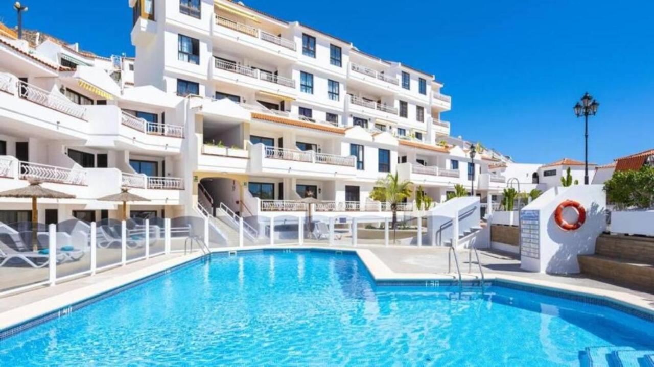 Greatly Located Apartment With Heated Pool, Los Cristianos Los Cristianos  Buitenkant foto